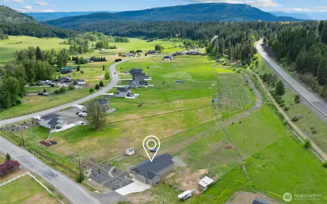 Aerial view of the neighborhood.
