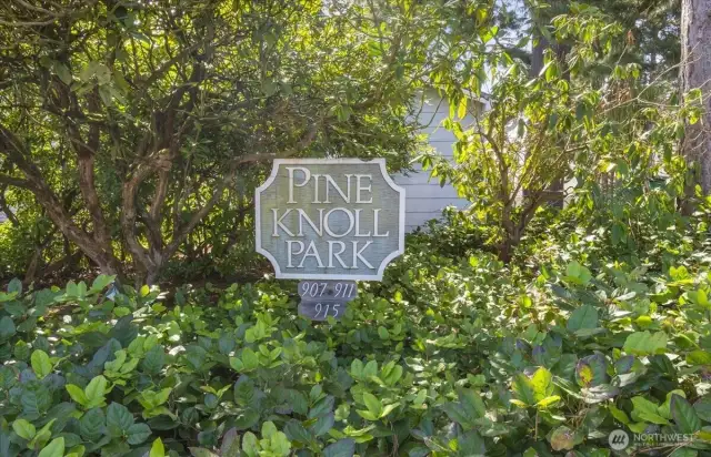 Welcome to Pine Knoll Park
