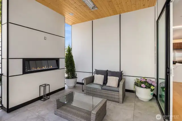 Please note, the photos shown are representative of the design and finishes, and do not depict the exact home.