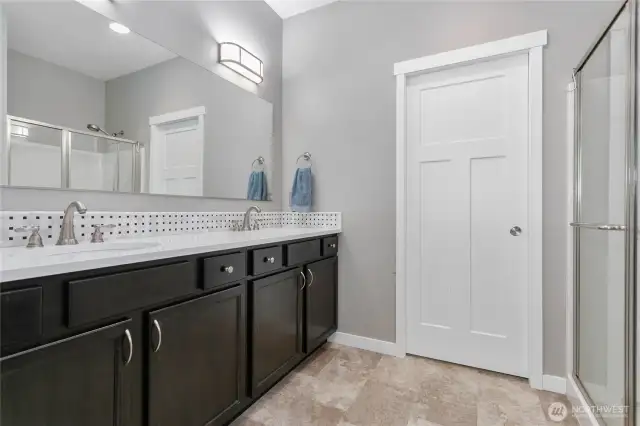 Primary bedroom ensuite