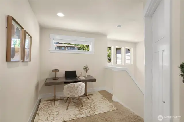 hall way alcove area (virtual staged)