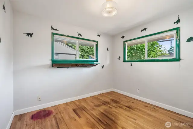 NW bedroom