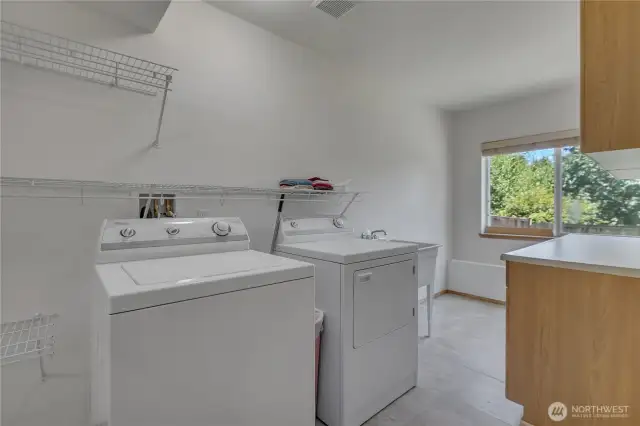 Large laundry room on lower floor