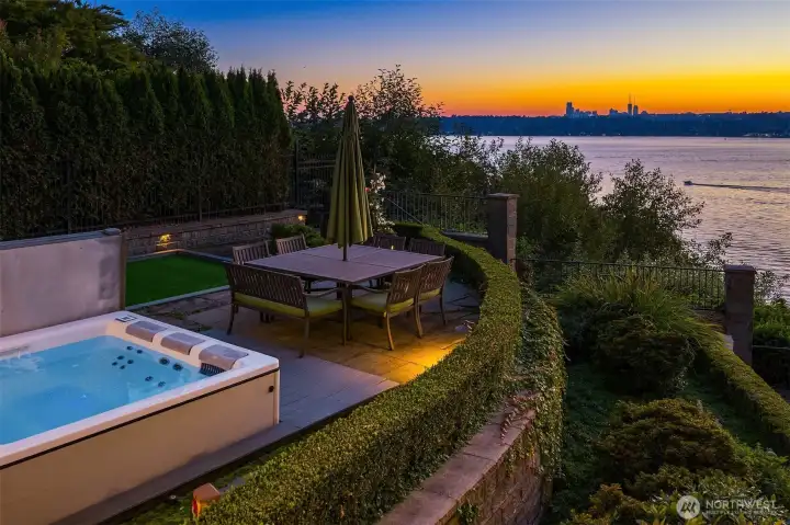 Life on the lake is infused with both elegance and fun.
