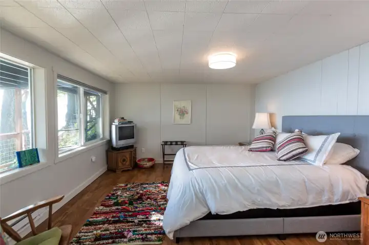 Nice bedroom for guests on the lower level.