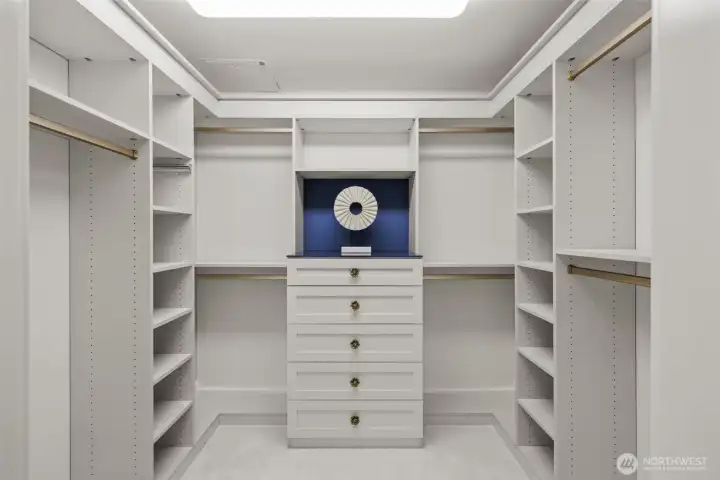 Stay organized in style with a custom closet tailored to your needs