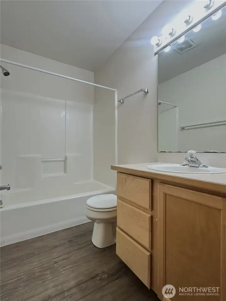 Upstairs Hallway Bathroom