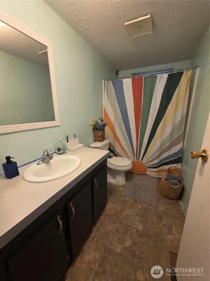 2nd bathroom