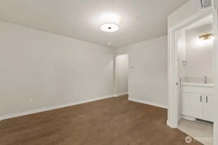 Photographs are for illustrative purposes only. Features, finishes, interior/exterior colors, landscaping and floorplan shown may vary from actual homes built.