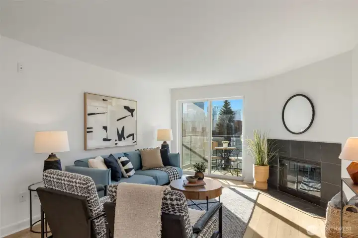 Light and bright living room. New floors and paint!