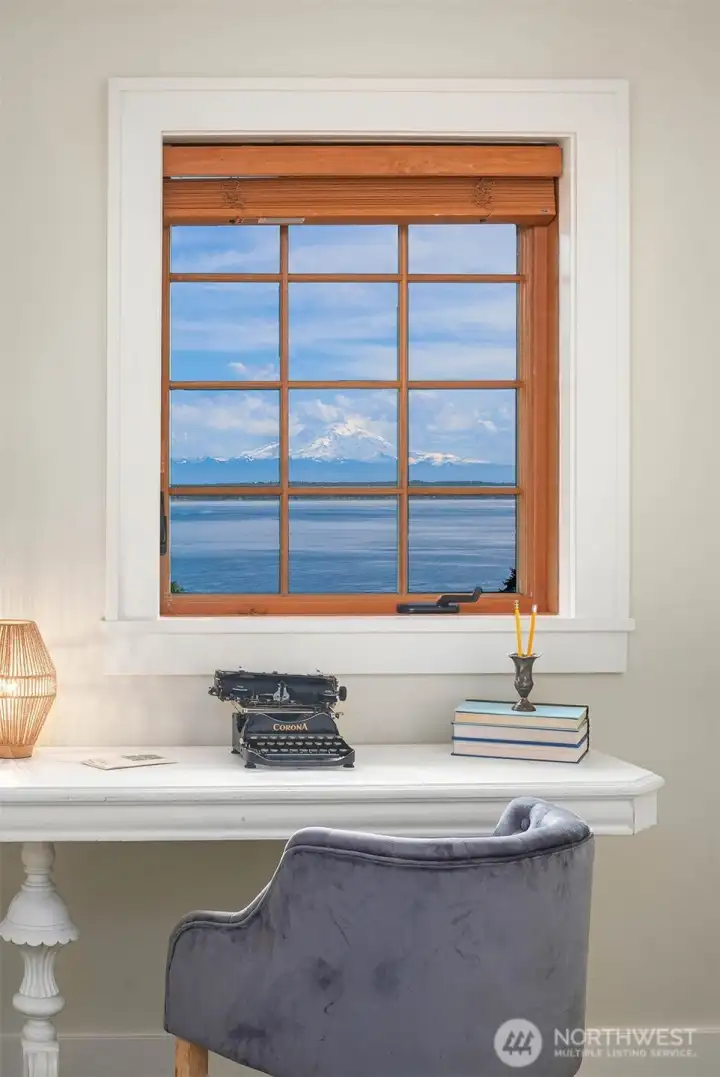 Such a beautiful view, you would think it is AI.