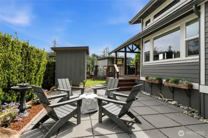 Low-maintenance outdoor living with room to unwind and entertain. Low-maintenance outdoor living with room to unwind and entertain.