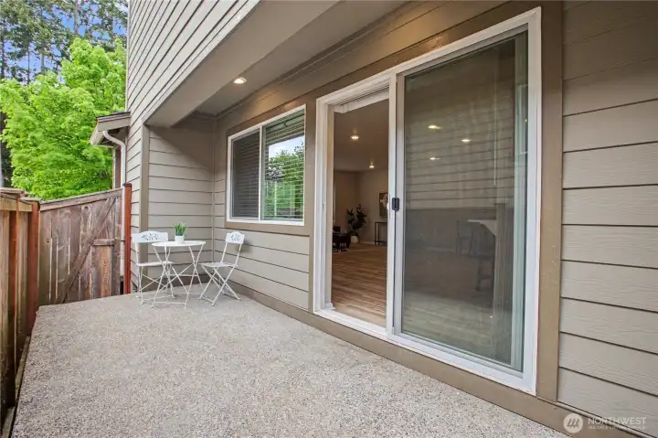 private side patio, fully fenced