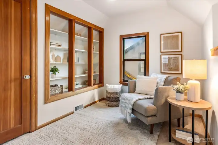 Upper suite nook Upper suite nook