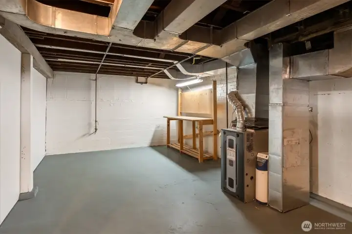 High ceilings in basement High ceilings in basement