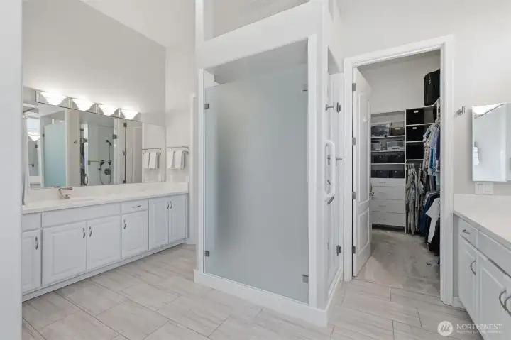 Second vanity and both have access to the large walk-in closet.