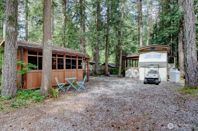 Exceptional large lot