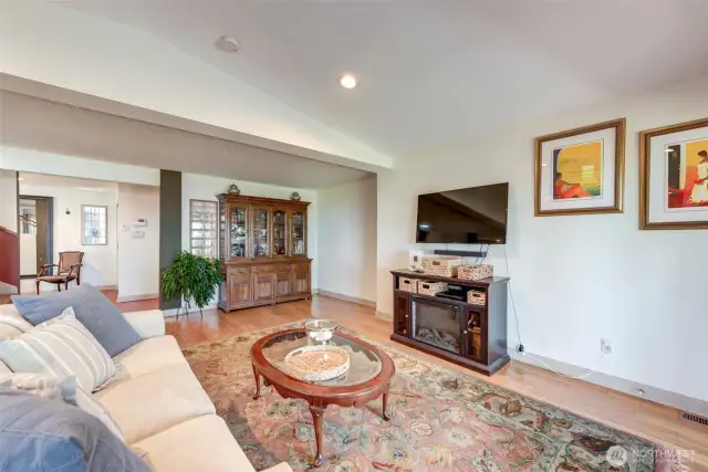 Living room offers space for lots of furniture!