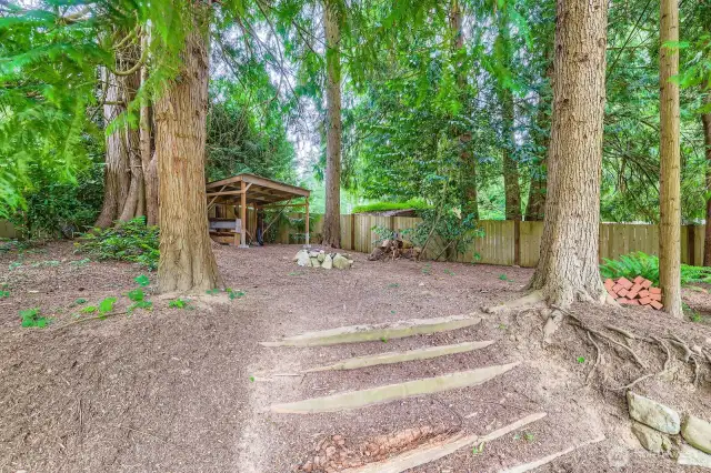 A little nook, enjoy a campfire in your back yard and cook some smores!