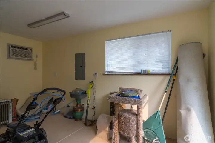 insulated  with heat and A/C