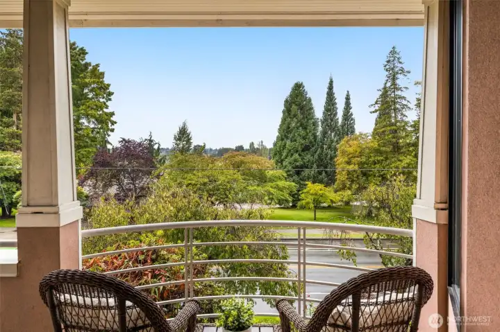 Step out onto your balcony and enjoy all that Green Lake has to offer!