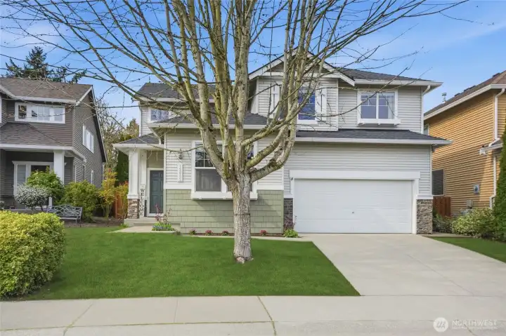 Enjoy this lovely and quiet neighborhood.