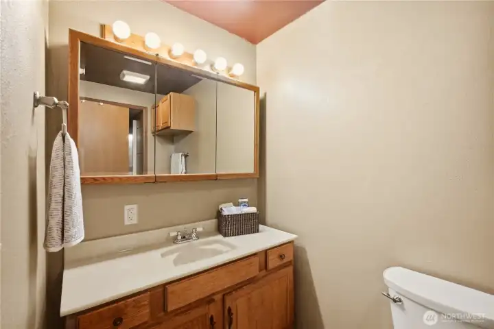 Possible ADU 3/4 bath