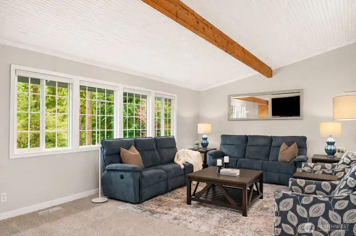 Virtual Rendering of Professionally Painted Ceilings Prior to Closing Option Virtual Rendering of Professionally Painted Ceilings Prior to Closing Option