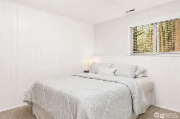 Virtual Rendering of Professionally Painted Ceilings Prior to Closing Option Virtual Rendering of Professionally Painted Ceilings Prior to Closing Option