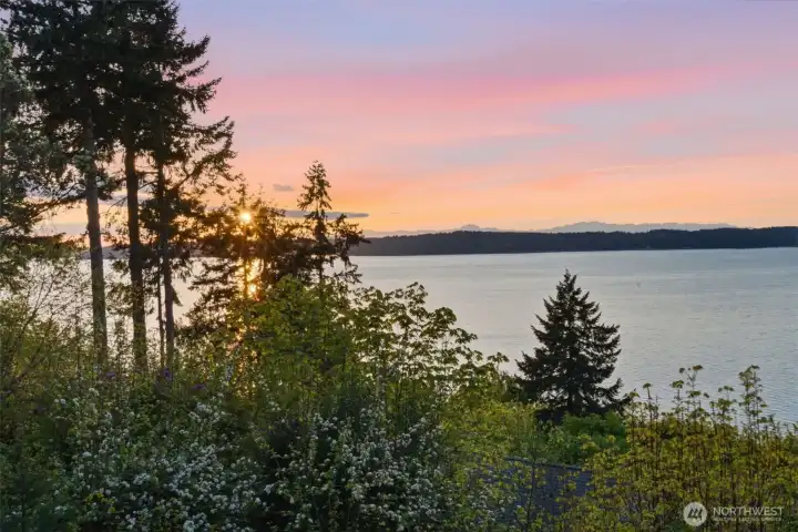 Sunset on 4/25/26