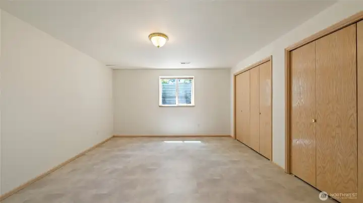 998 - Basement bedroom 3