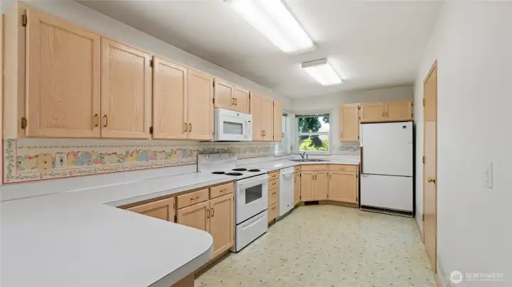 996 - Kitchen