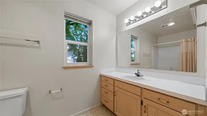 996 - Primary ensuite