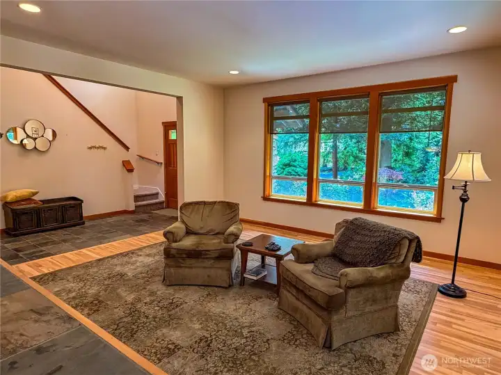 Step inside. Good natural light! Step inside. Good natural light!