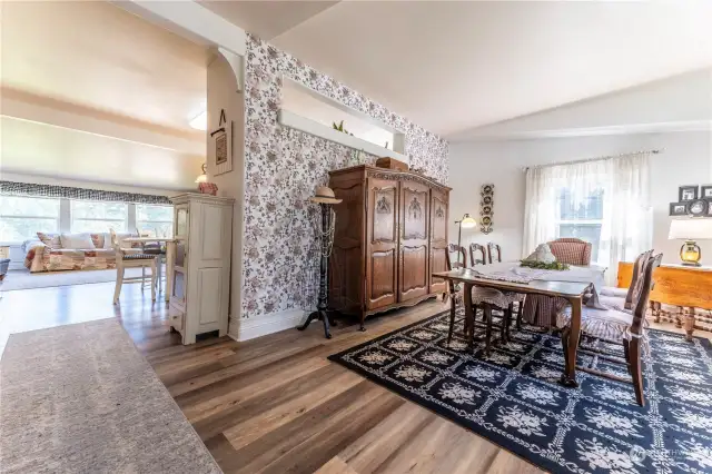 Dining room, off entry way