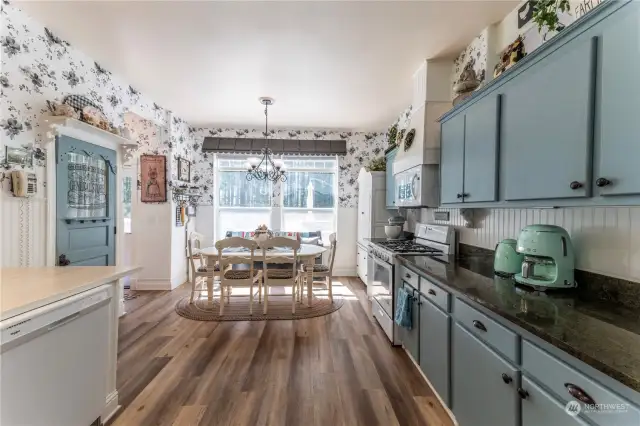 Spacious country kitchen