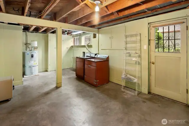 Laundry room with back yard access