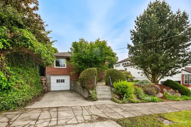 Attached garage & driveway