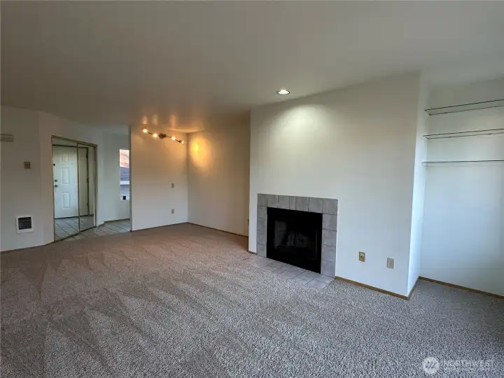 Living Rm