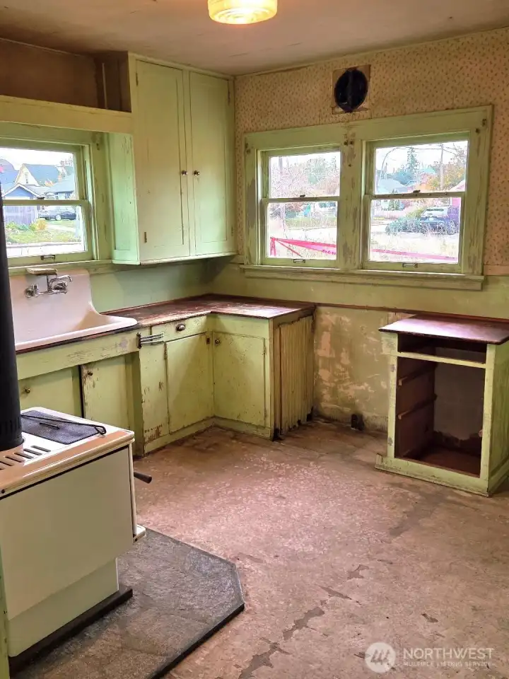 Imagine the Kitchen you will create...