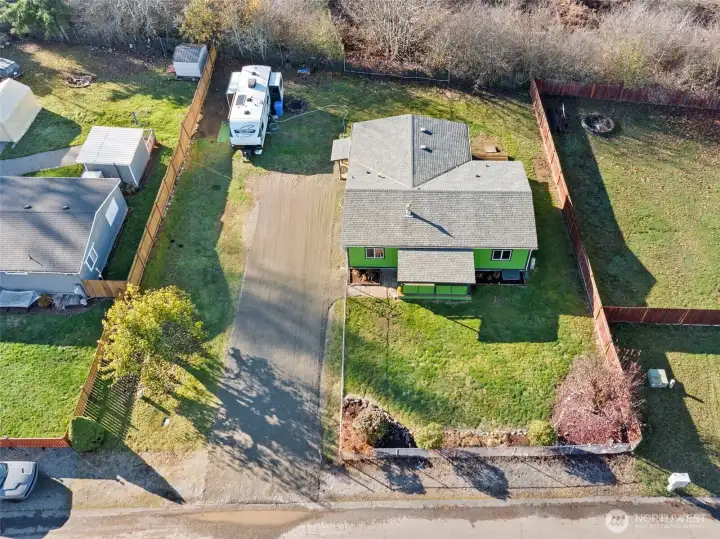 Huge lot with room for a shop!