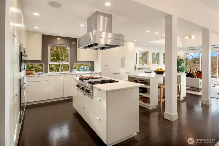 A stunning chef’s kitchen designed for both everyday living and entertaining, featuring generous prep space and abundant storage.