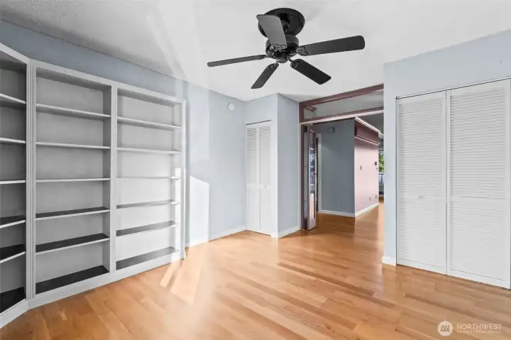 ideal for library or office space