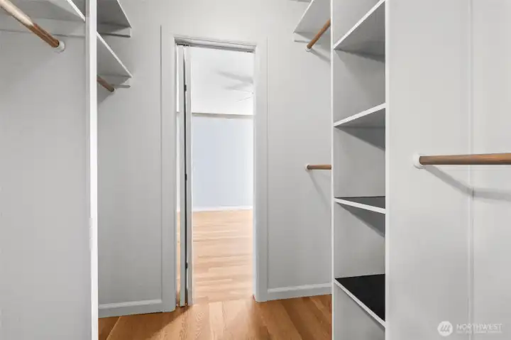 Priary walk in closet