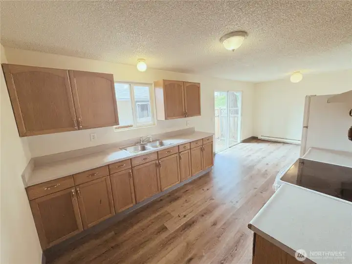 6610 Kitchen 6610 Kitchen