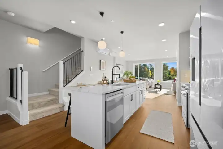 Photographs are for illustrative purposes only. Features, finishes, interior/exterior colors, landscaping and floorplan shown may vary from actual homes built