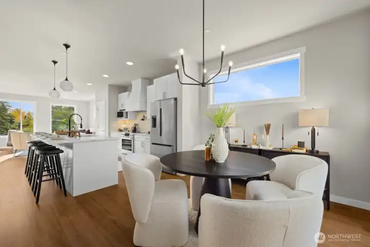 Photographs are for illustrative purposes only. Features, finishes, interior/exterior colors, landscaping and floorplan shown may vary from actual homes built