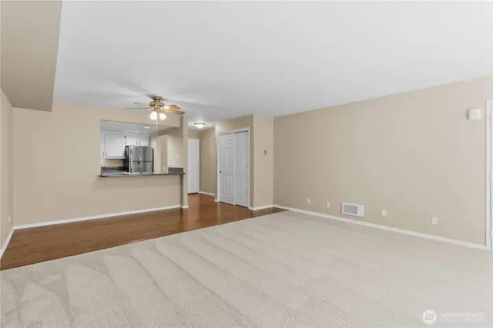 Living and Dining room, new carpet and paint.