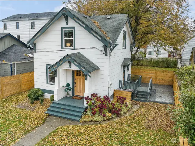 Set in the charming Admiral/Belvidere neighborhood