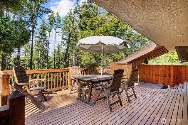 Covered Deck with storage and access to hot tub